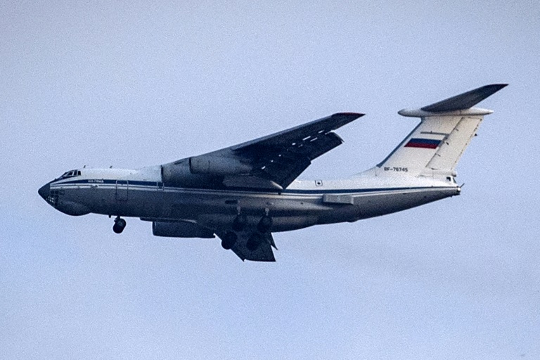 Un avion russe transportant 65 prisonniers de guerre ukrainiens s’écrase près de l’Ukraine