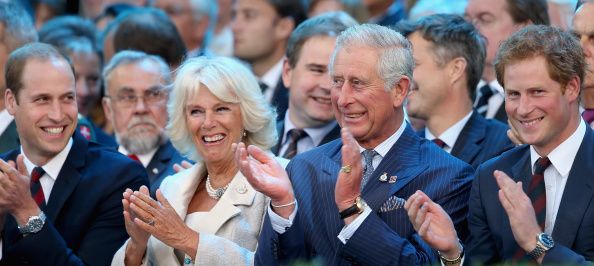 “Les hostilités ont éclaté” entre le prince Harry et la reine Camilla lors d’une visite au roi Charles, selon un journaliste