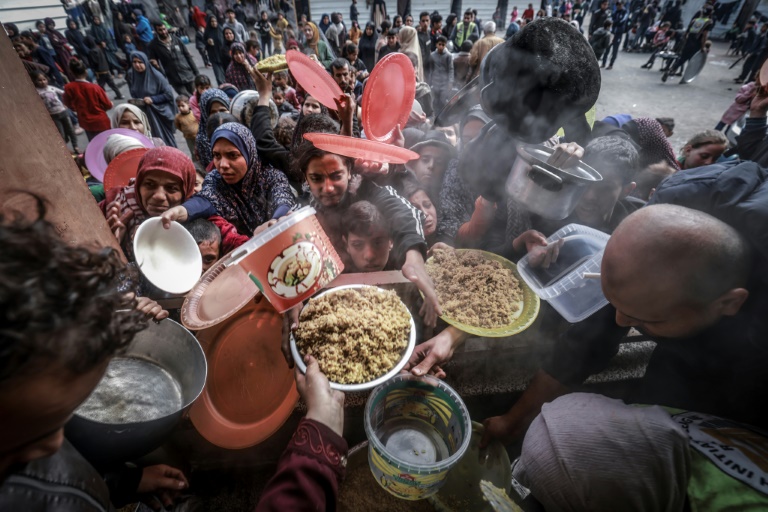 Le PAM arrête de livrer des colis alimentaires à Gaza malgré l’avertissement de famine