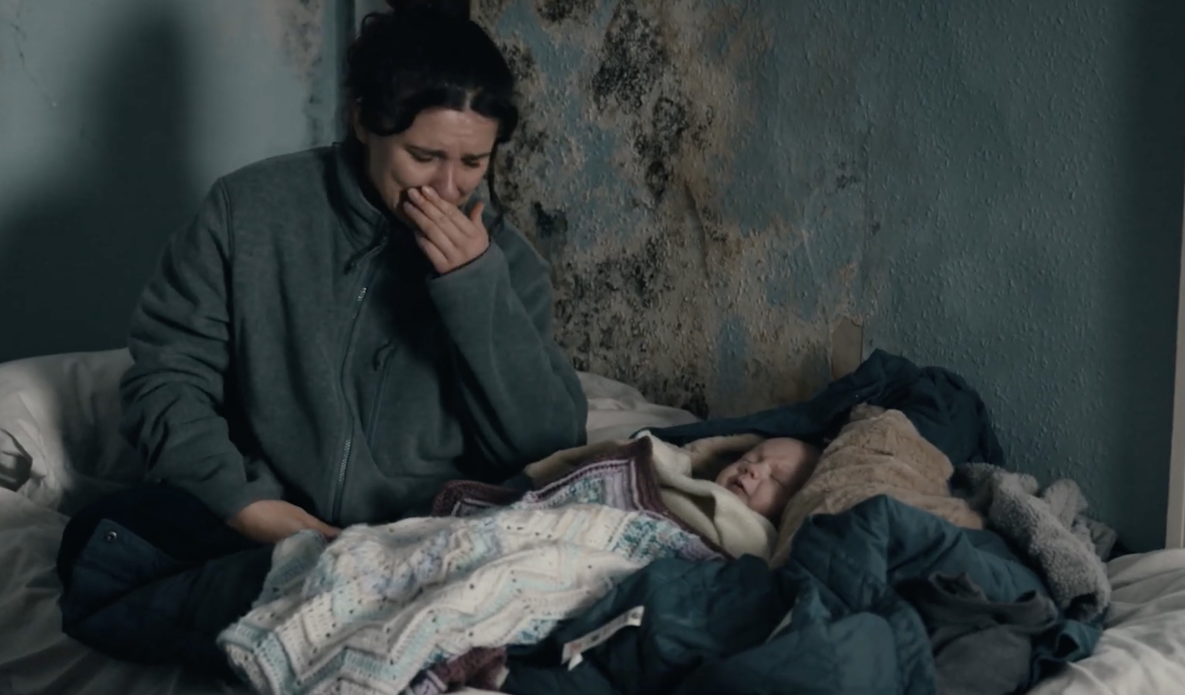 Un court métrage choquant d’Amnesty International révèle comment les logements sordides au Royaume-Uni tuent des enfants