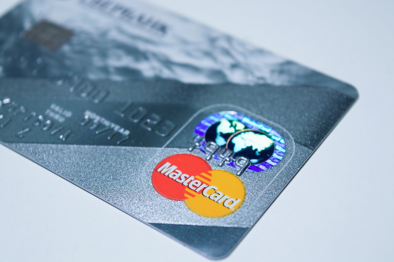Meilleures premières cartes de crédit au Royaume-Uni 2024 : comment postuler, éligibilité, frais de carte et plus encore