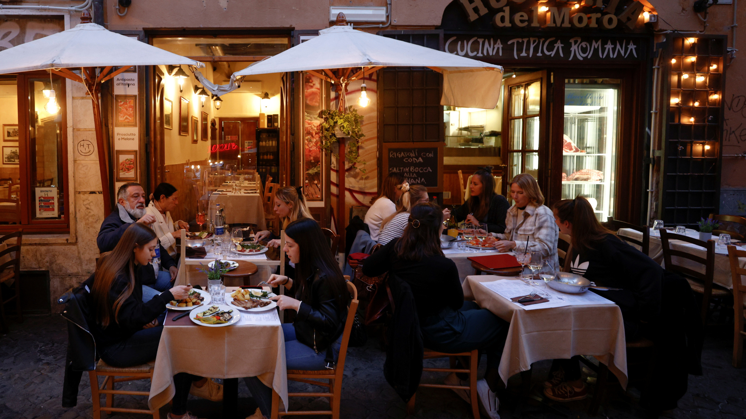Les restaurants de cette province espagnole factureront un supplément aux touristes pour s’asseoir à l’ombre