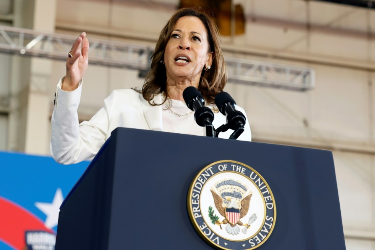 La vicepresidenta de EE. UU., Kamala Harris, describe un plan para reducir el costo de vida, que sigue siendo la principal preocupación de los estadounidenses