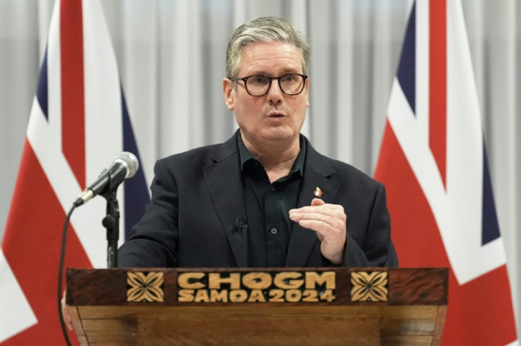 During the summit, London tried to avoid making explicit commitments, while trying to retain some semblance of Commonwealth unity