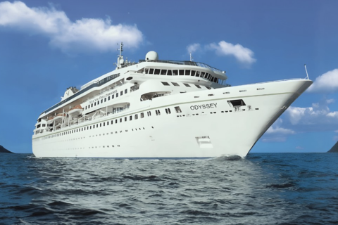 Villa Vie Residences suspend world cruise