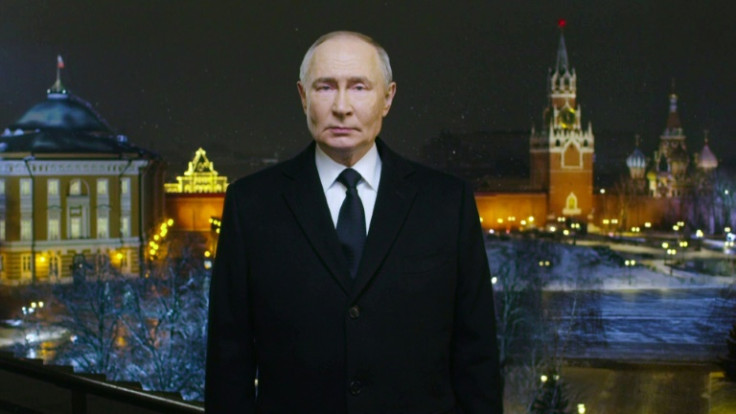 Russia's President Vladimir Putin praised Russia's soldiers for their "courage and bravery" in his new year's address