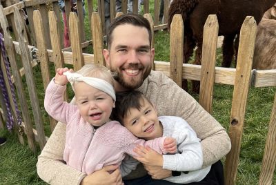 Chris, the 'Solo Dad,' together with his two kids