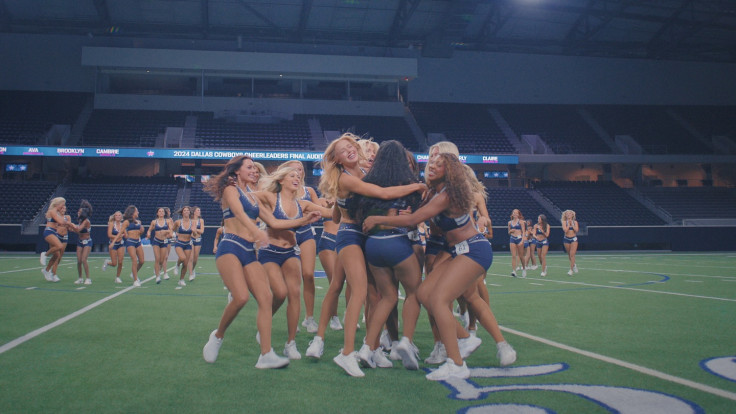 Dallas Cowboys Cheerleaders receive 400% raise