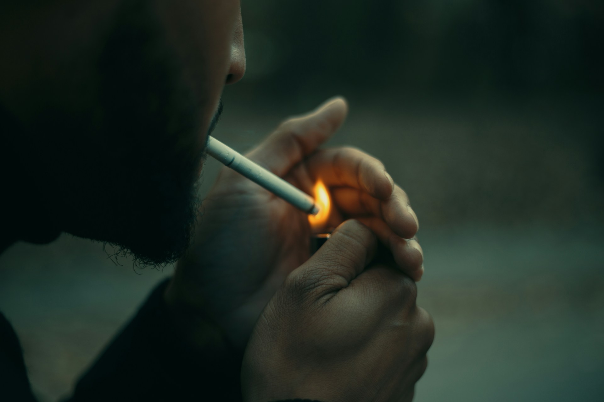 Illegal Cigarette Trade Is Turning UK High Streets Into Crime Hubs, Experts Warn
