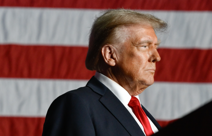 Donald Trump urges Washington Commanders to bring back original name