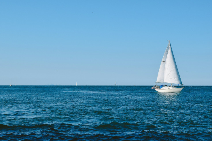 Two Kids Dead in a Collision Between Sailboat and Barge