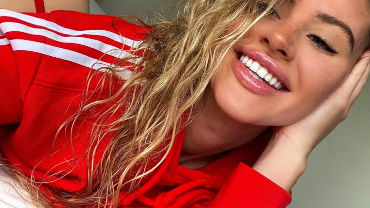 CHLOE AYLING