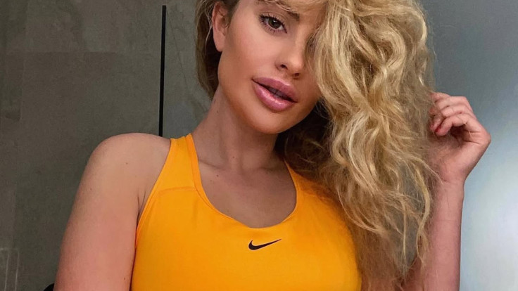 CHLOE AYLING