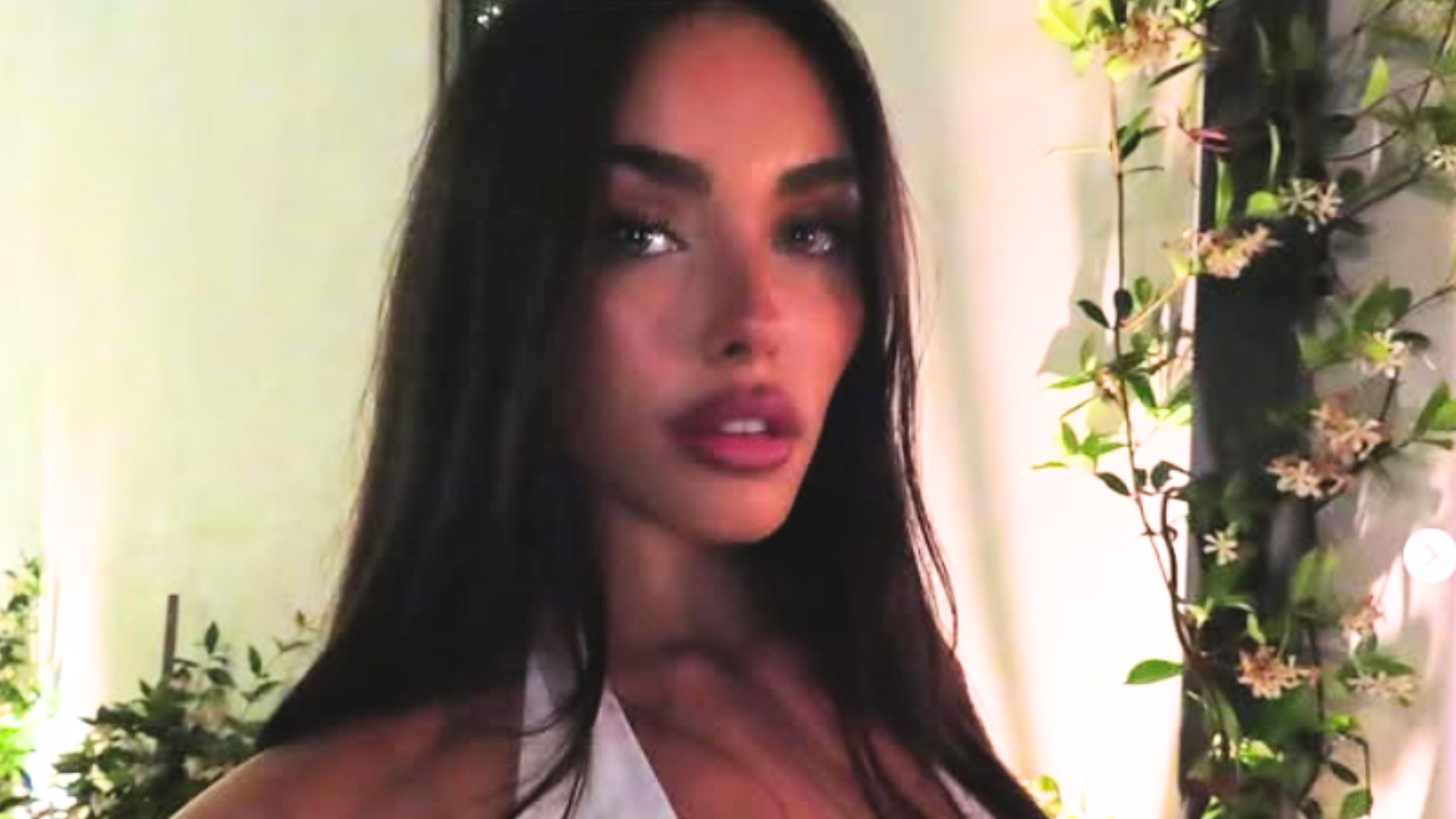 Did Madison Beer Get A Boob Job Or Liposuction For The Victoria s Did Madison Beer Get A Boob Job Or Liposuction For The Victoria s