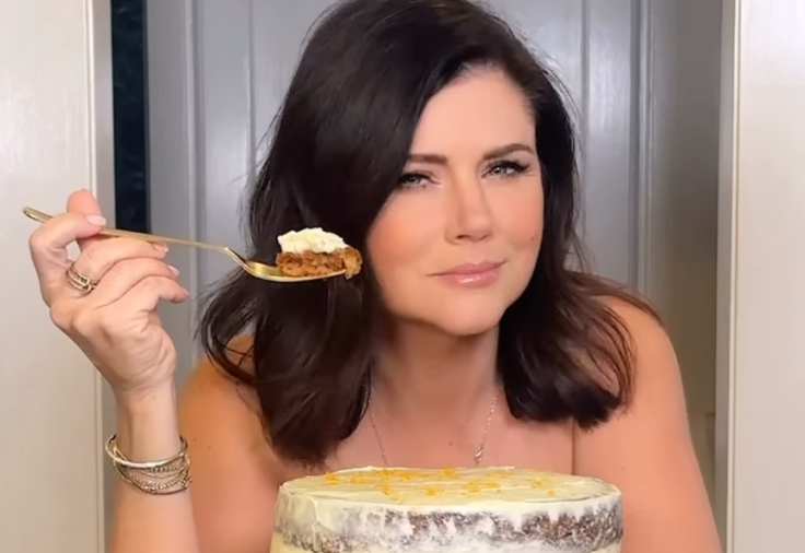 Tiffany Thiessen trends with bold carrot cake post