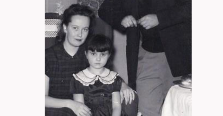 Judy Warren at a very young age with her mother.