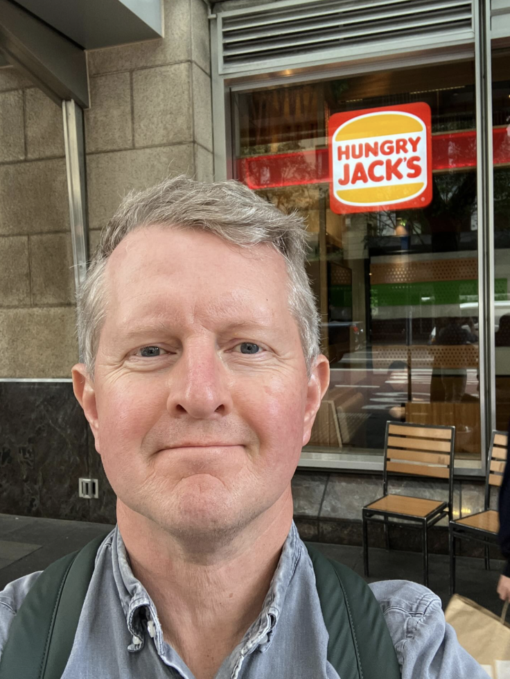 Ken Jennings and Jimmy Kimmel at the Center of Jeopardy!