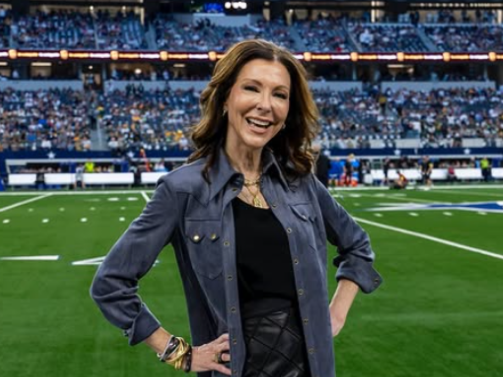 Con gái của Jerry Jones được hé lộ: 10 bức ảnh về Charlotte Jones — Tuổi, Giá trị tài sản ròng và Cuộc sống sau những tranh cãi ở NFL | IBTimes UK