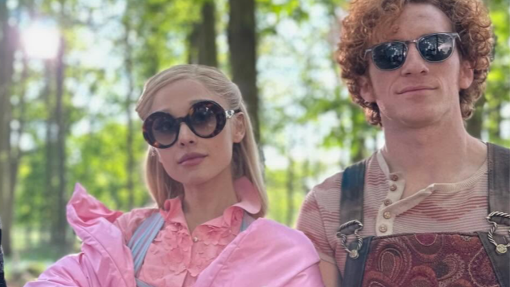 Ariana Grande & Ethan Slater