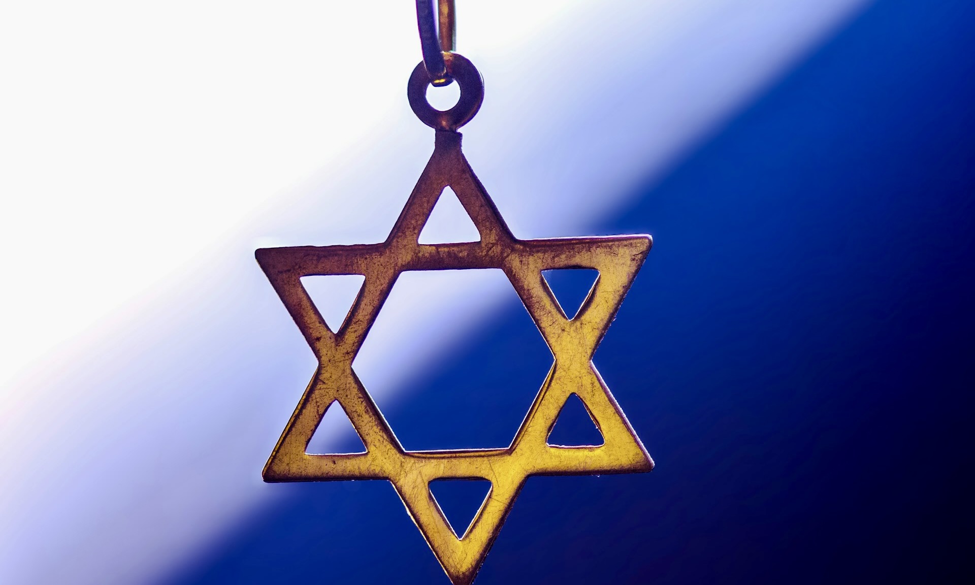 Jewish Lawyer Claims London Police Arrested Him for Wearing ‘Star of David’ Near Pro-Palestine Protest   www.ibtimes.co.uk