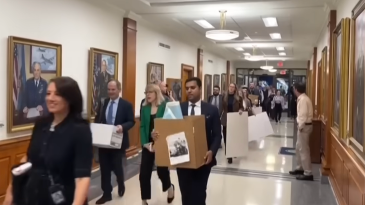 Pentagon Walkout: Reporters Quit Over New Media Pledge