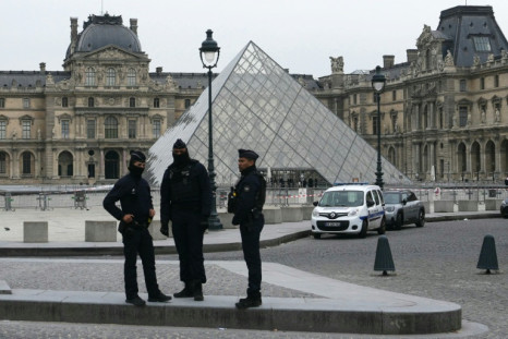 Police outside the Louvre