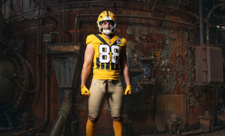 Steelers Uniforms tonight