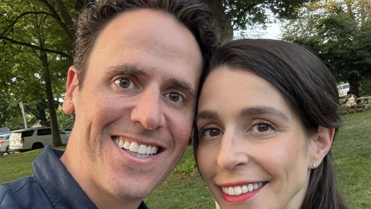 Oz Pearlman and his wife