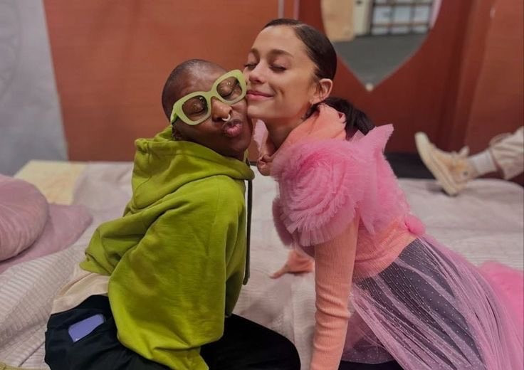 Ariana Grande and Cynthia Erivo