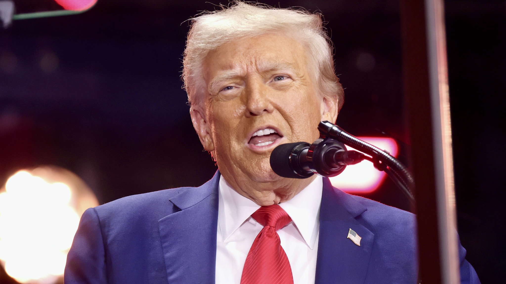 ডেলাইট সেভিং ক্লক শেক-আপ: ট্রাম্পের পরিকল্পনা কি শেষ পর্যন্ত সময় পরিবর্তন বন্ধ করতে পারে?