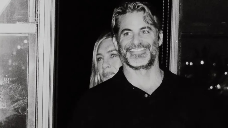 Jim Curtis, Jennifer Aniston