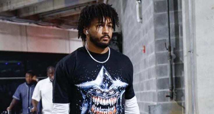 Dallas Cowboy Marshawn Kneeland