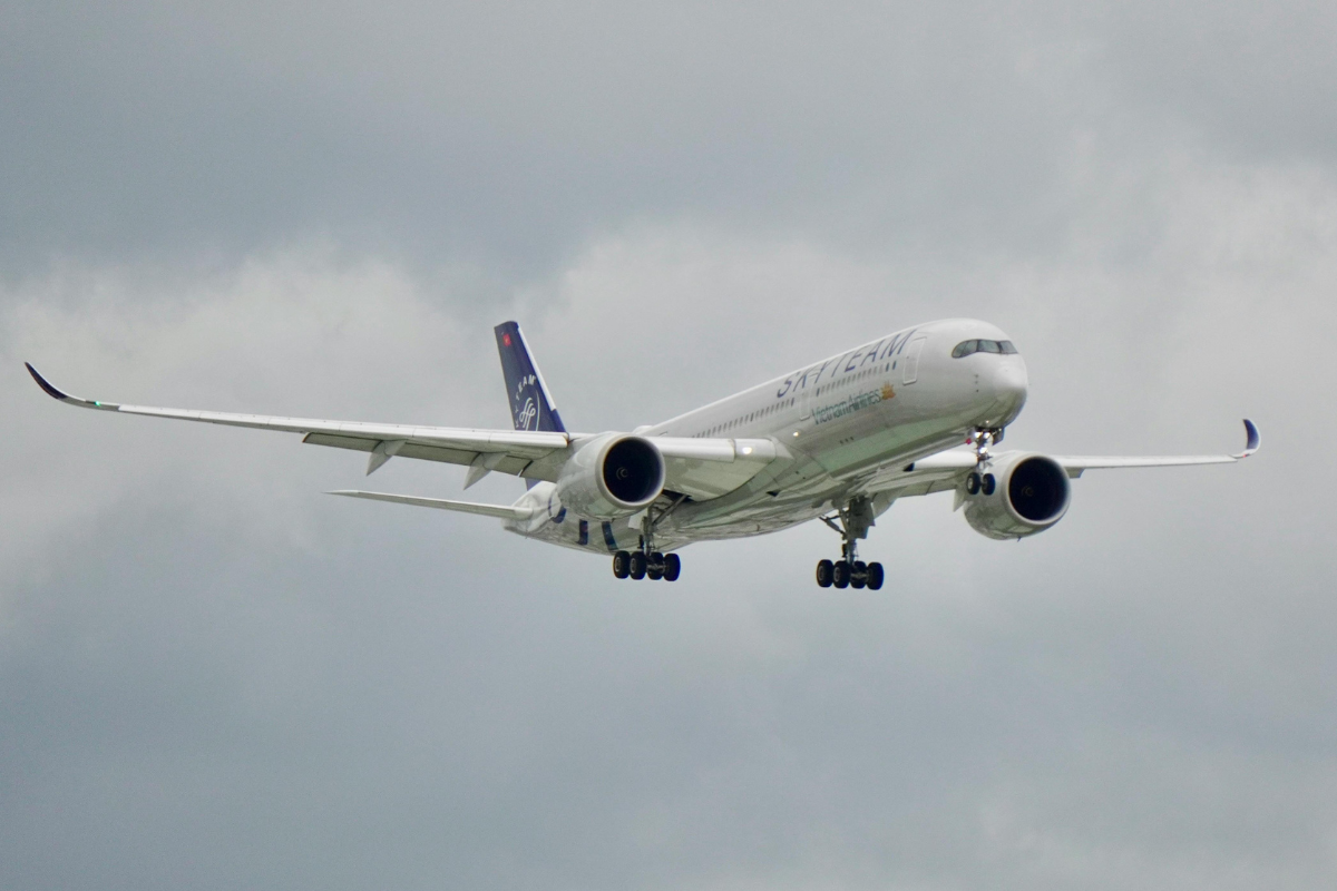 What Airports Are Cutting Flights As FAA Follows Government Shutdown? Here's How Your Travels Will Be Affected