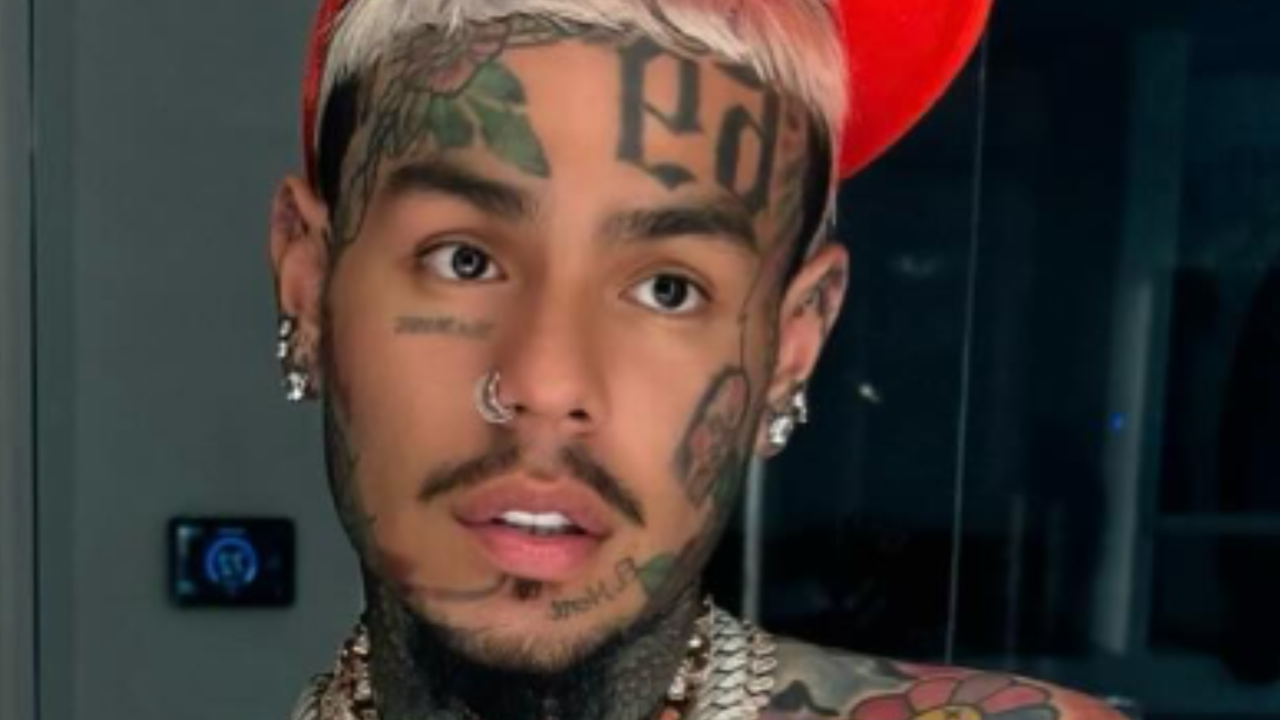 Internet Loses It Over Tekashi 6ix9ine Joining Nicolás Maduro and Luigi Mangione in Brooklyn Jail: 'Best Prison Basketball Team Ever!'