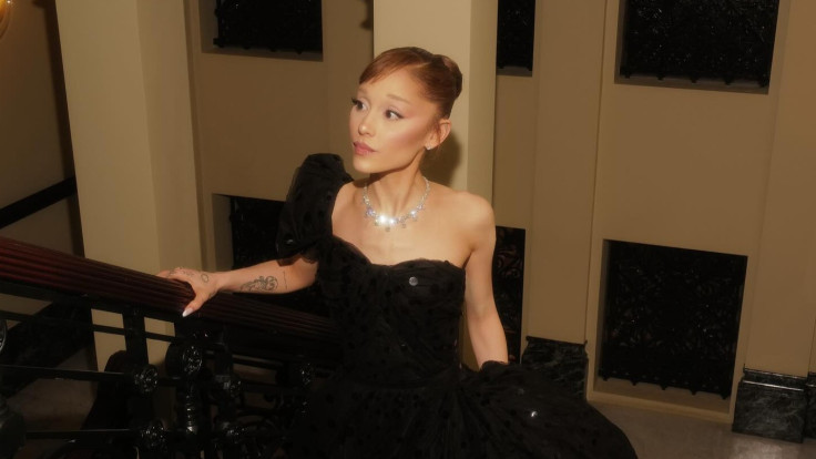 Ariana Grande attacked by a Fan that triggered her PTSD