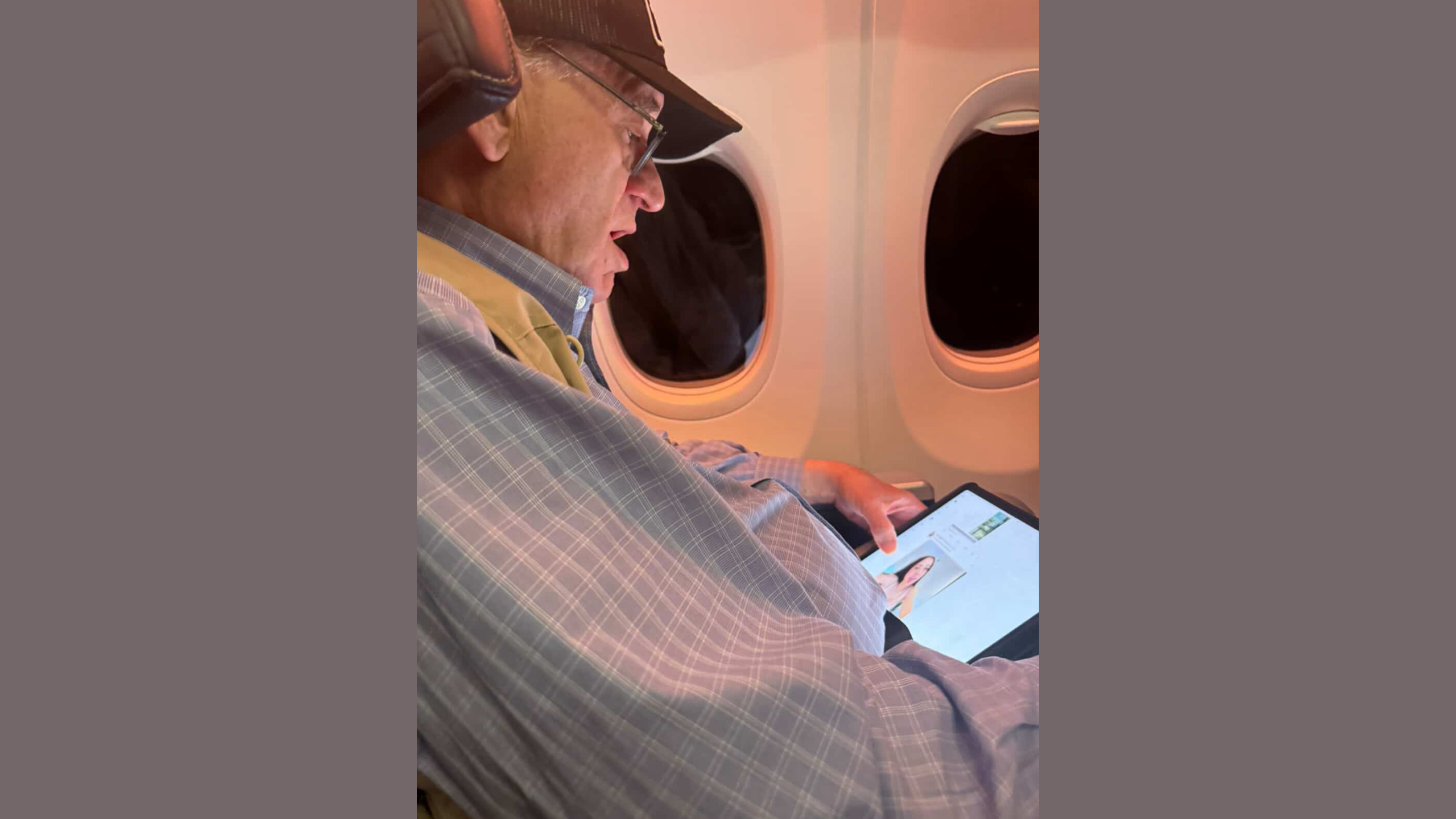 California Rep. Brad Sherman Caught Watching Porn on Flight