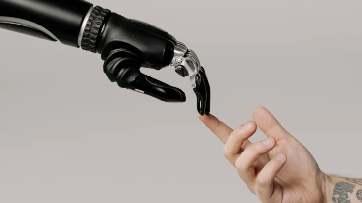 Bionic Hand, Human Hand