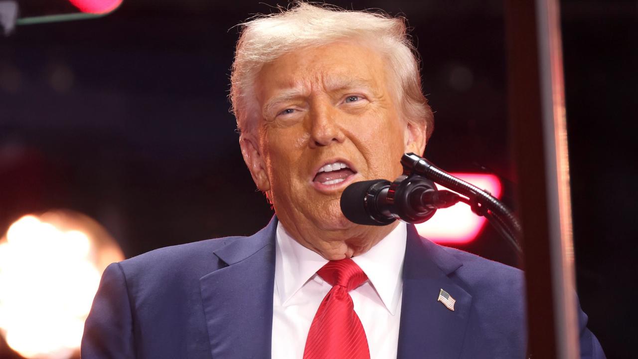 Trump Shouts 'No TV Network Expansion!' — How a Saudi-WBD Deal Could Exploit It