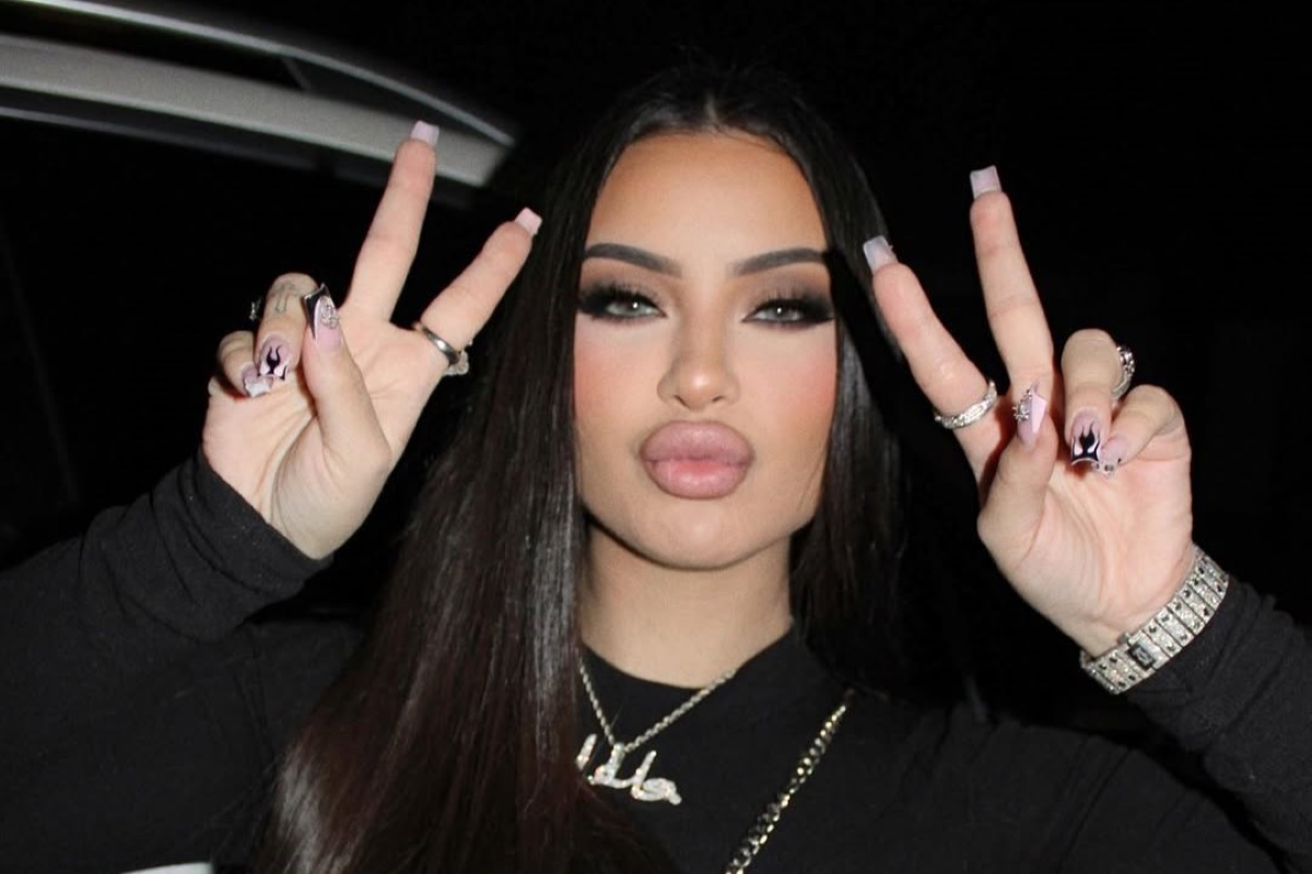 Maria De La Rosa aka DELAROSA