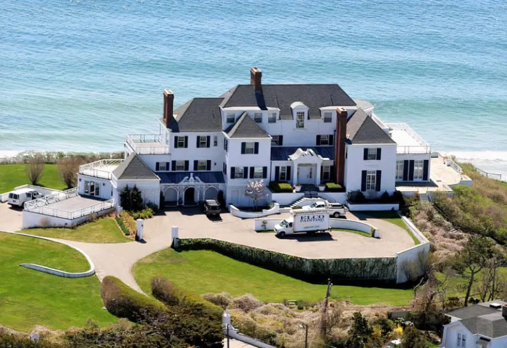 Taylor Swift's Rhode Island Mansion