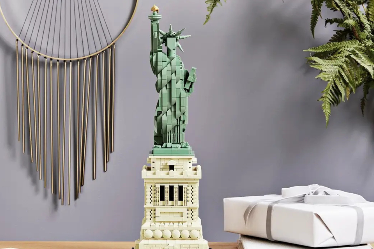 Black Friday Lego Deals Stir Buzz Over Collectible Items