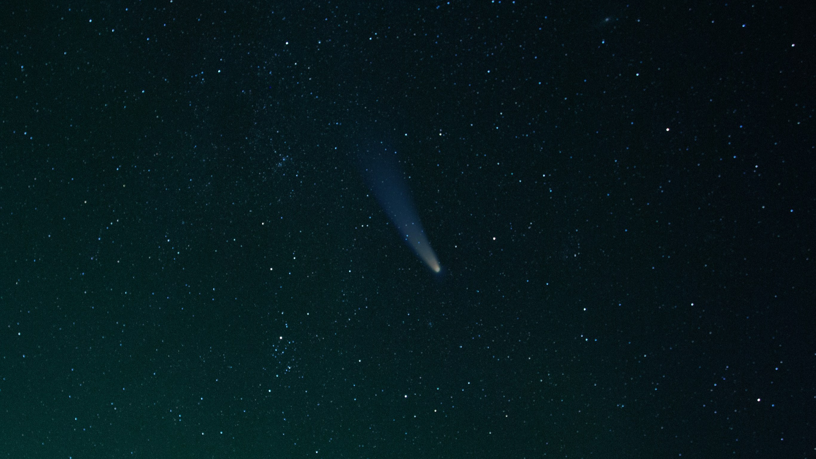 彗星 3I/ATLAS の秘密: 「原始的な」星間岩には炭素の痕跡がある