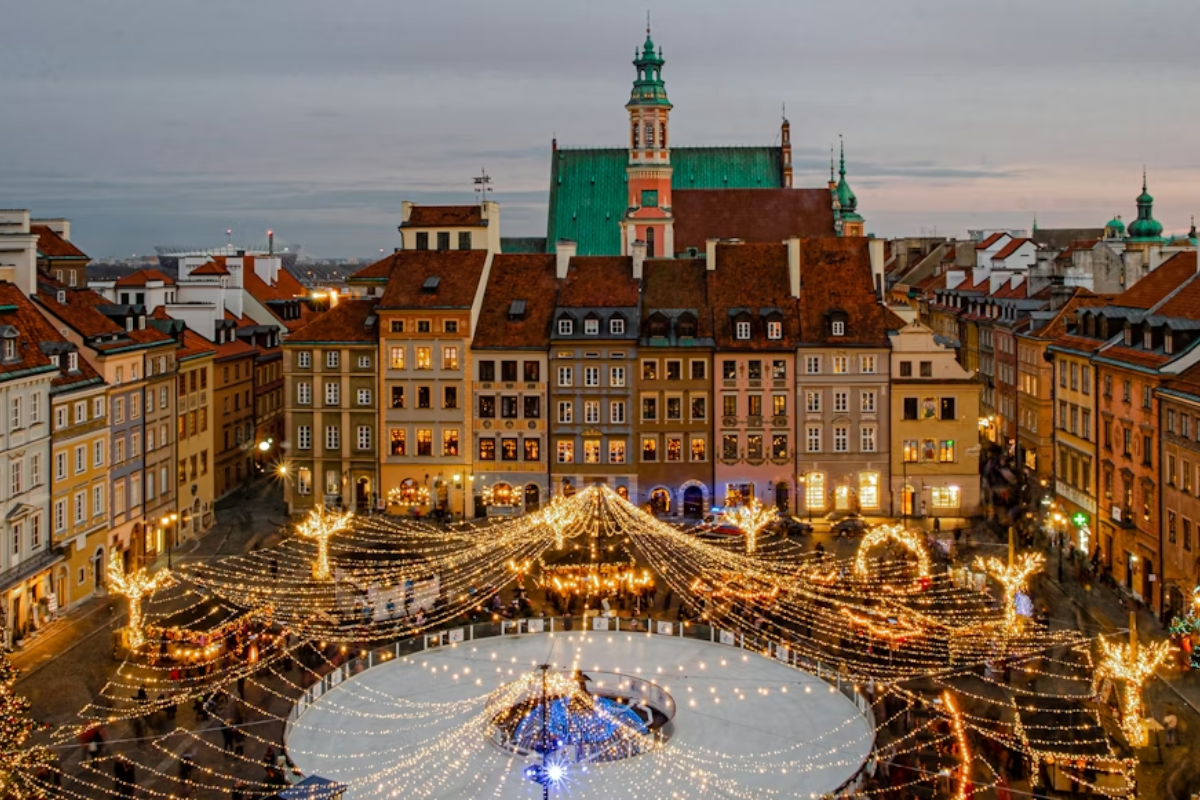 10 Budget Christmas Markets in Europe Offer Travellers Up to 70% Savings Compared to Paris