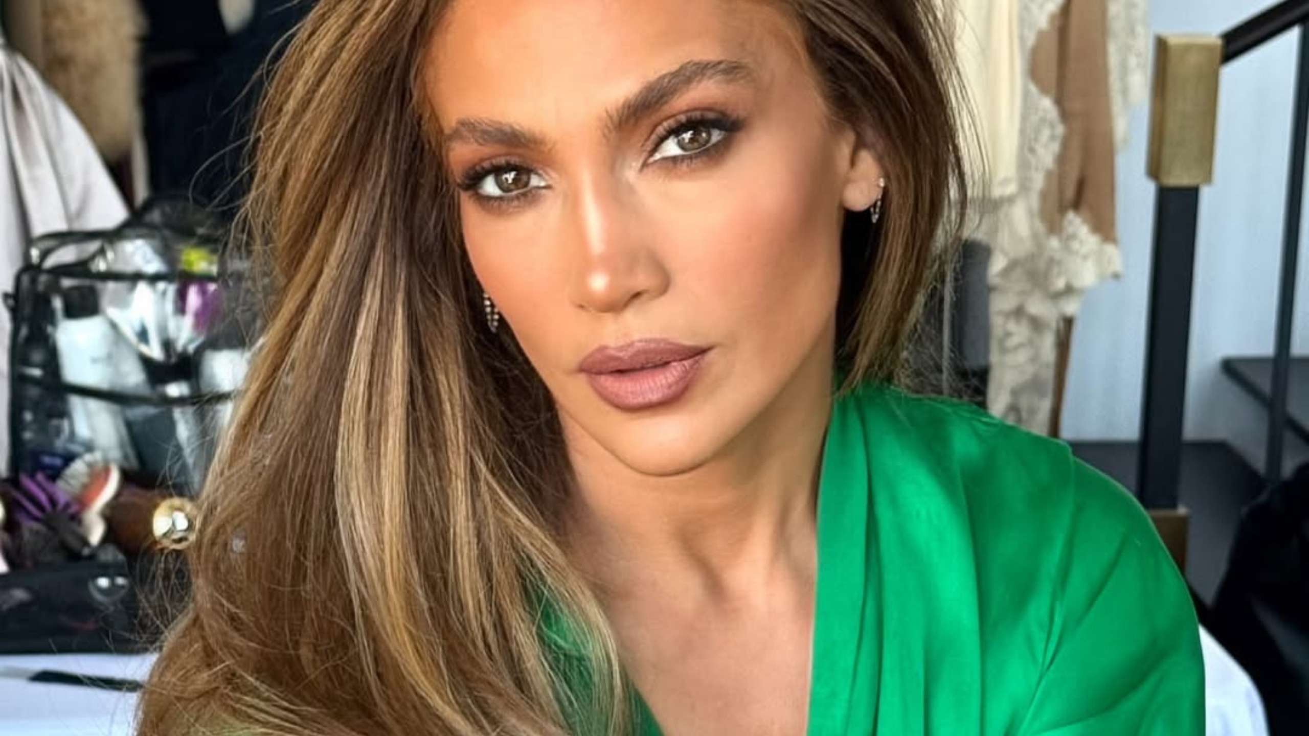 Is Jennifer Lopez Single? Songstress Sets Record Straight on Romance Rumours With Kevin Costner, Brett Goldstein