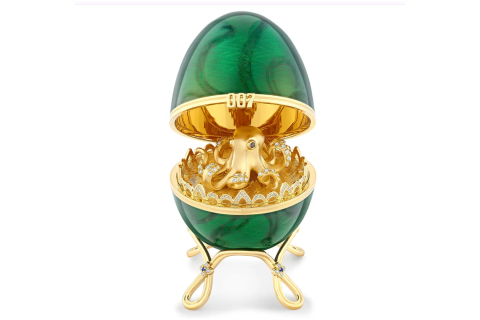 Fabergé egg pendant