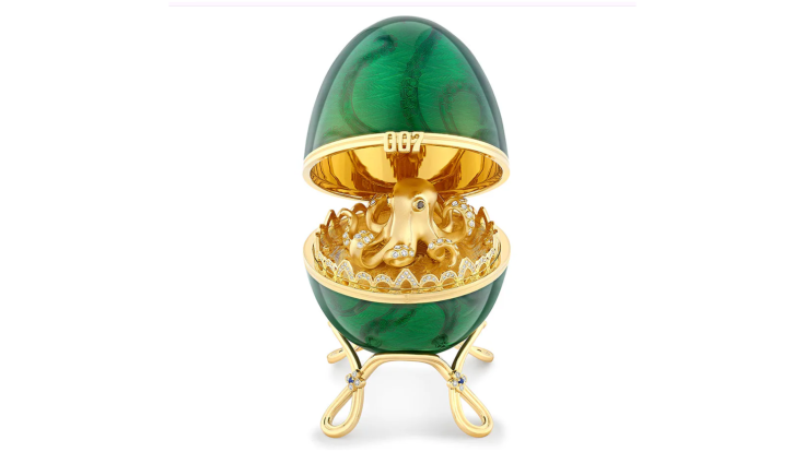 Fabergé egg pendant