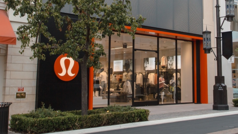 Lululemon store