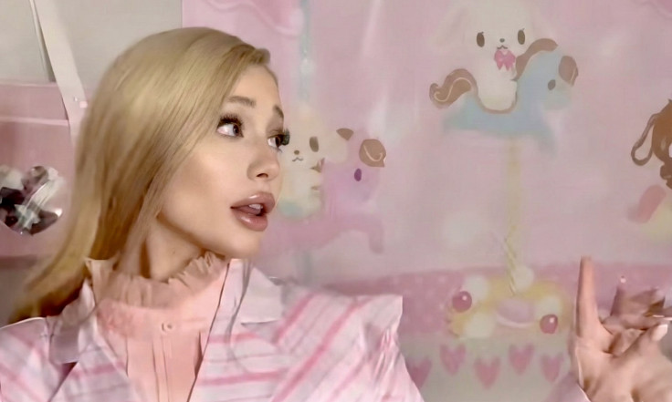 Ariana Grande impersonator Paige Niemann