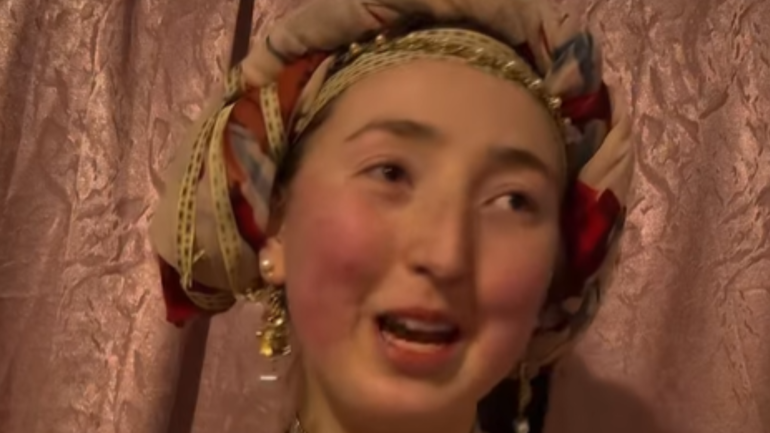 Renaissance beauty woman