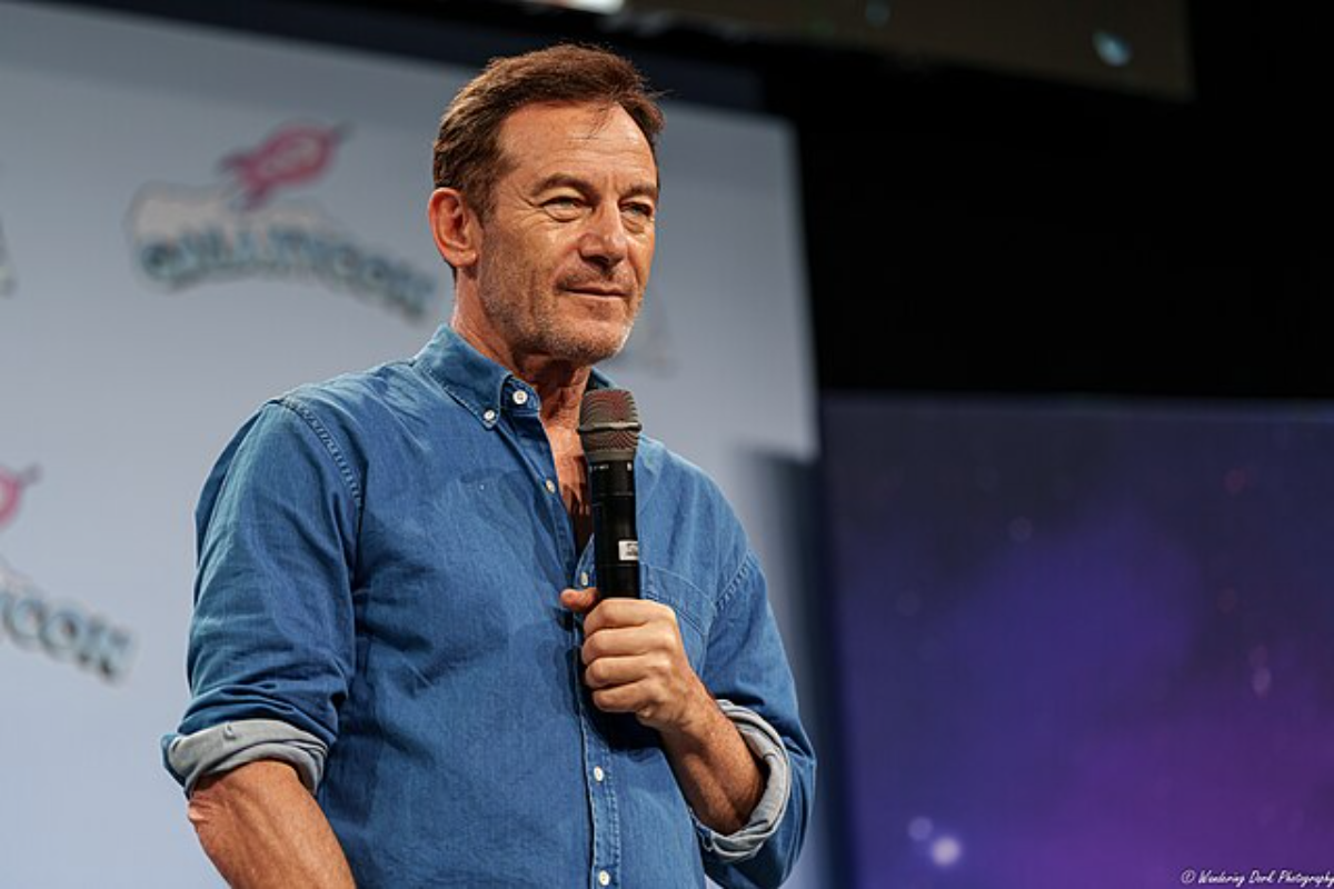 ジェイソン・アイザックス、新作『トゥームレイダー』でソフィー・ターナーと共演：悪役を演じることになるのか？